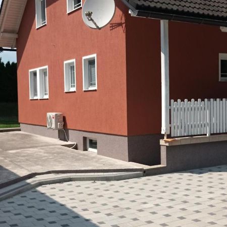 Apartment Igor - Holiday Home Ostarije ภายนอก รูปภาพ