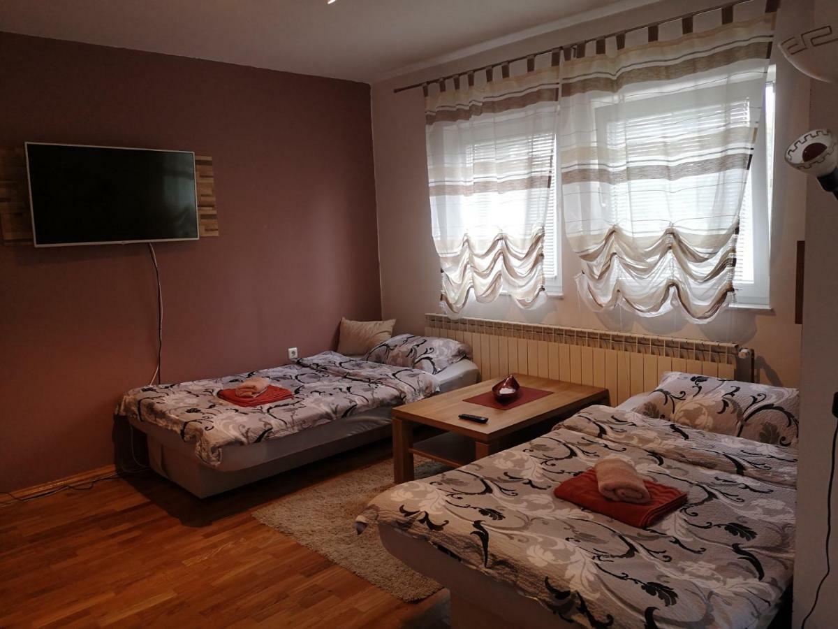 Apartment Igor - Holiday Home Ostarije ภายนอก รูปภาพ